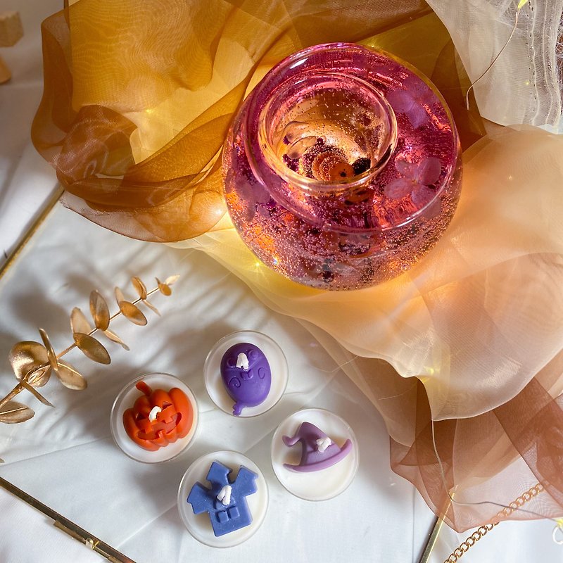 【Customized Product】Halloween Exclusive丨Crystal Ball Candle Holder with 4 Aromatherapy Tea Wax - Candles & Candle Holders - Wax Purple
