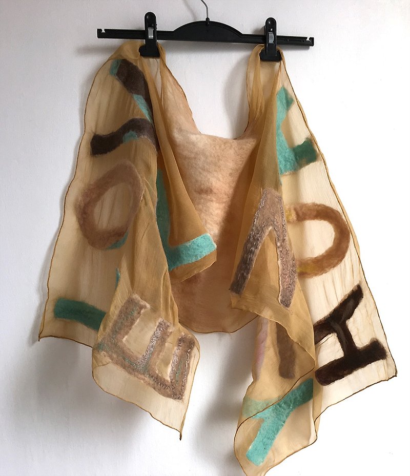 Silk Chiffon Scarf with Felted Letters Personalized gift for women - ผ้าพันคอ - ขนแกะ หลากหลายสี