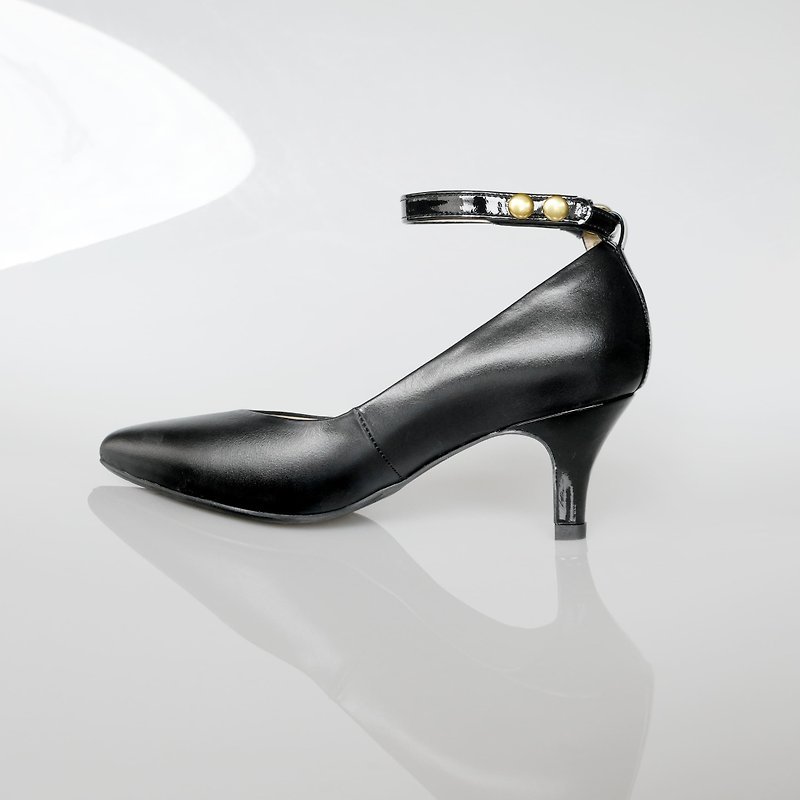 Classic black. 2ways top leather air cushion stiletto high heels - รองเท้าส้นสูง - หนังแท้ สีดำ