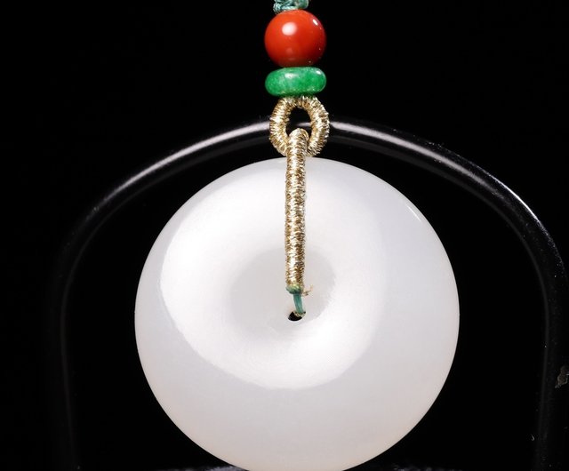 秒殺價天然新疆和田玉羊脂玉平安扣吊墜玉質細膩油潤色澤柔和一念之間