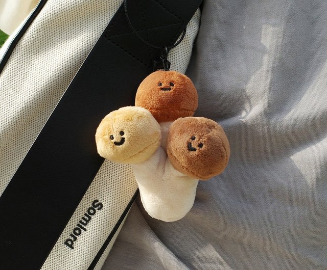 Yuguoshan オリジナルカニ風味キノコぬいぐるみペンダントかわいい