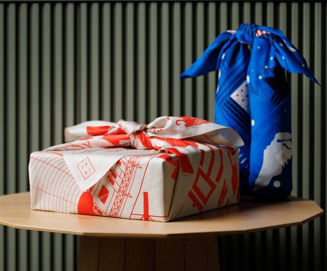 Furoshiki: The Art of Japanese Fabric Wrapping - Invaluable