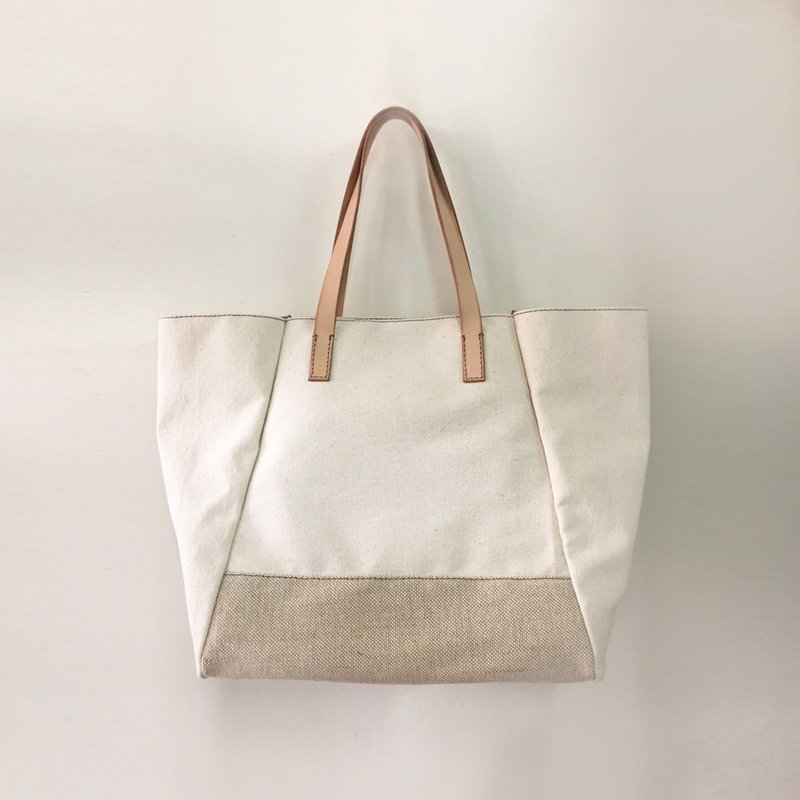 -The Way- leather. Canvas burlap small handbag - กระเป๋าถือ - ผ้าฝ้าย/ผ้าลินิน สีกากี