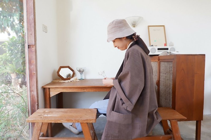 cotton fabric kimono (ebonydyes brown-white) - ジャケット - コットン・麻 ブラウン