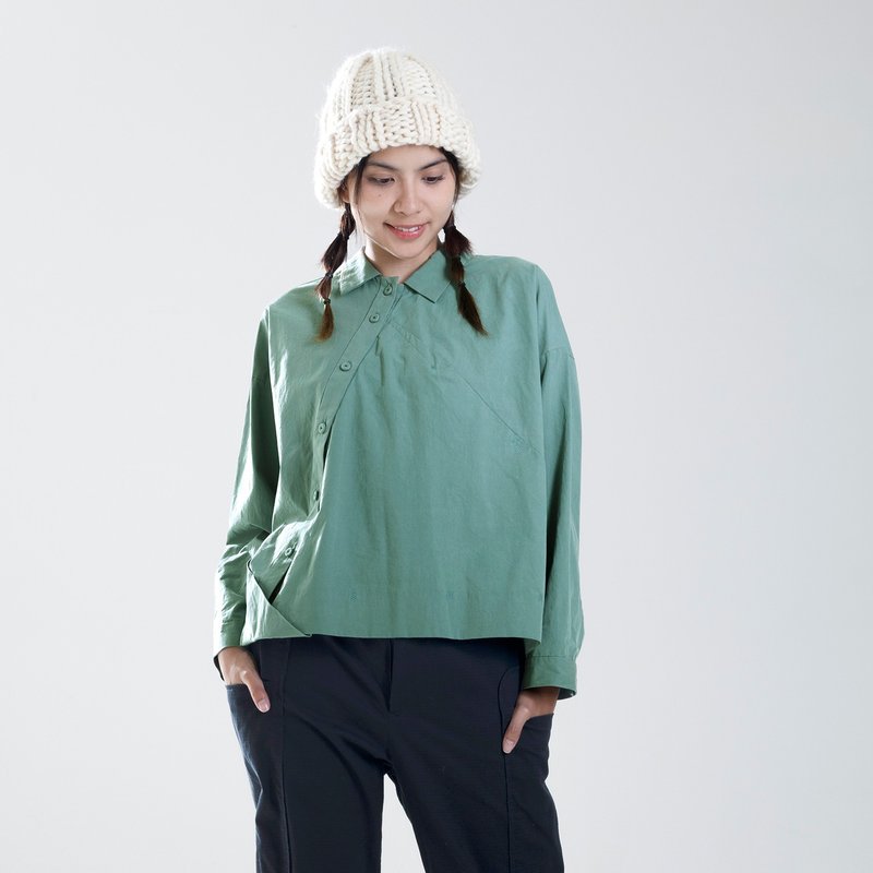 Pleated shirt with slant placket - Women's Shirts - Cotton & Hemp Green