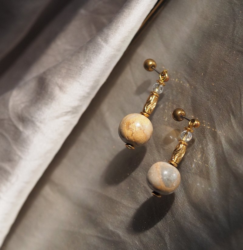 Stone pattern Saturn Bronze earrings - ต่างหู - โลหะ สีทอง