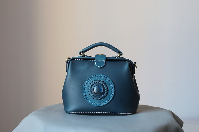 Angel Eyes Retro Doctor Bag Crossbody Bag Handbag Kiss Lock Bag Medium - Messenger Bags & Sling Bags - Genuine Leather Blue