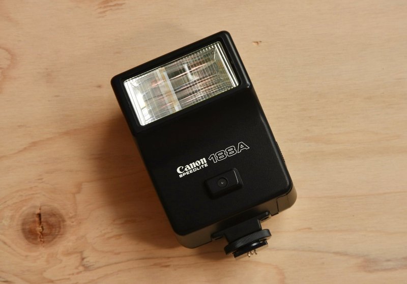 【經典古物】佳能 Canon Speedlite 188A 閃光燈 AE1 A1用閃燈 - 相機/拍立得/底片相機 - 其他材質 