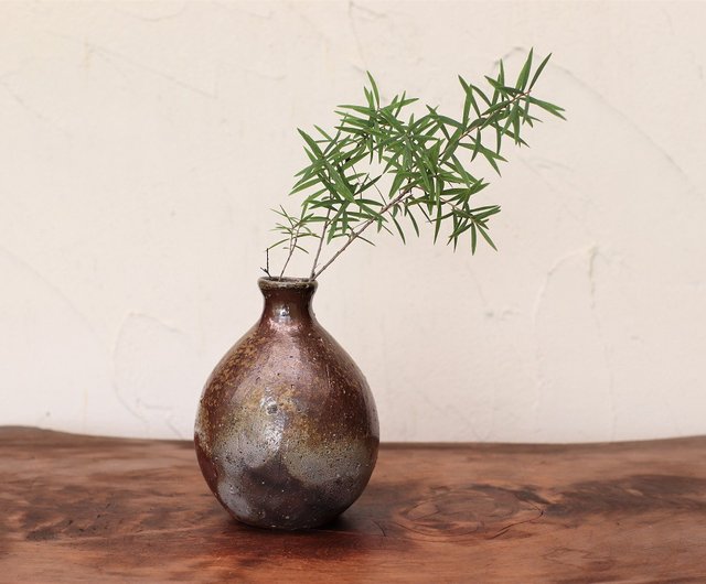 備前焼 花入 h2-114 - ショップ 宗兵衛窯 花瓶・植木鉢 - Pinkoi
