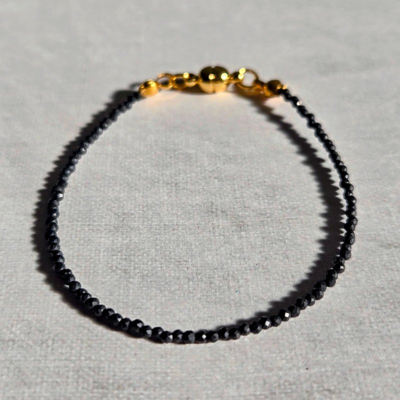 【Made in Japan】14KGF Charoite Slender Bracelet (Magnetic Clasp for Easy Wear) - Bracelets - Gemstone Black