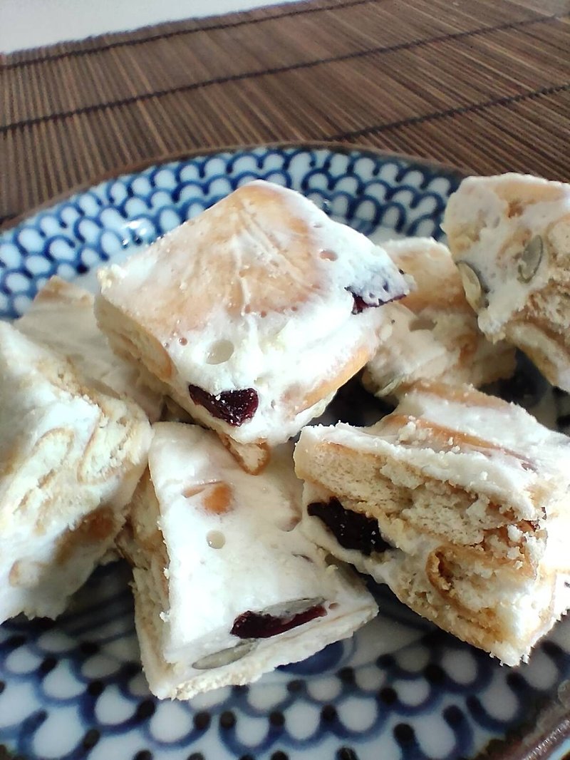 Tea Food Handmade Snow Q Cake Nut/Cranberry/Matcha New Year Gift Box - Handmade Cookies - Fresh Ingredients Orange