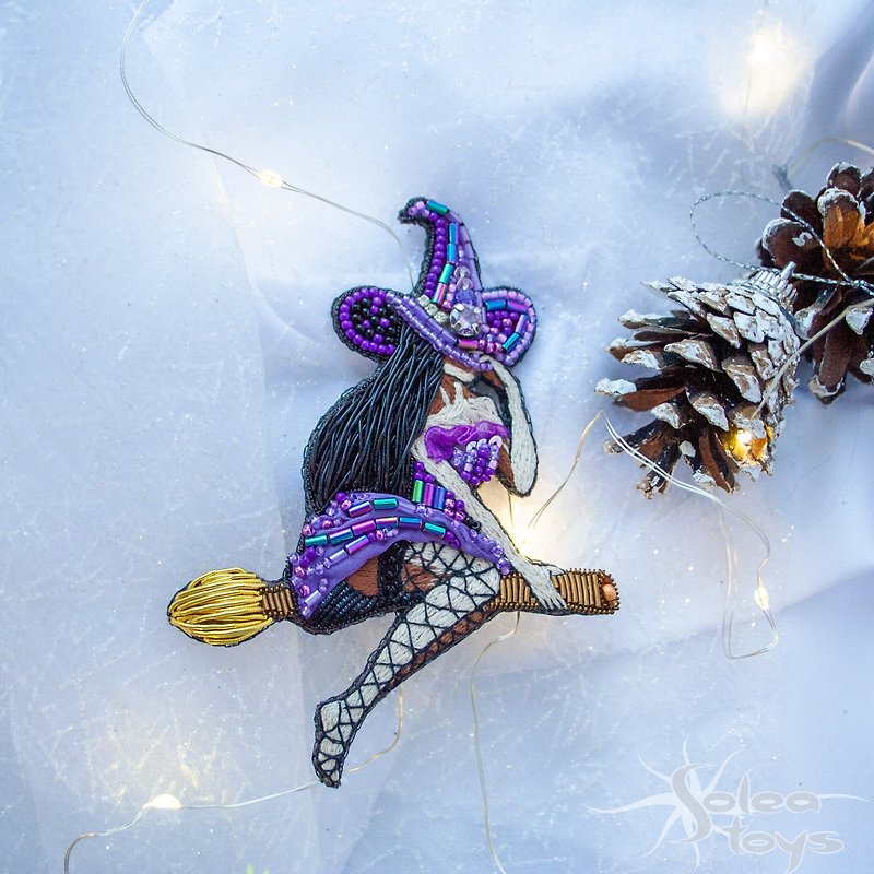 Witch brooch, halloween jewelry, embroidered halloween item. - Brooches - Other Materials Purple