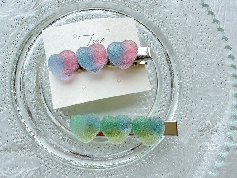 【New Work】Love Shaped Gummy Hair Clip - เครื่องประดับผม - เรซิน หลากหลายสี