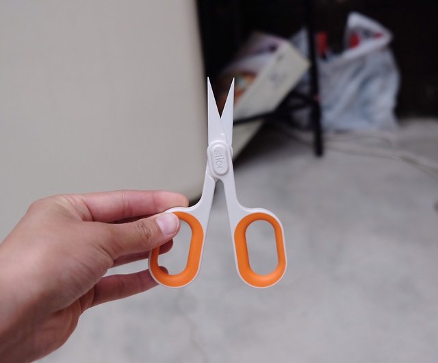 American Slice ultra-fine sharp-edged ceramic scissors - Shop modpoly  Scissors & Letter Openers - Pinkoi