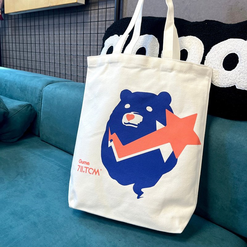 Animal Illustration Canvas Bag | Taiwan Bear | Star Bear | Canvas Bag | Original Design Environmentally Friendly Bag - กระเป๋าแมสเซนเจอร์ - ผ้าฝ้าย/ผ้าลินิน ขาว