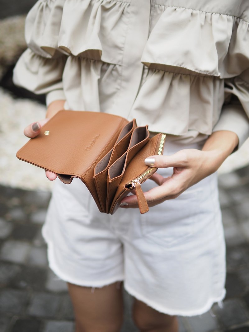 Crepe (Oak brown) : Short wallet, Cow Leather wallet, brown, folded wallet - Wallets - Genuine Leather Brown