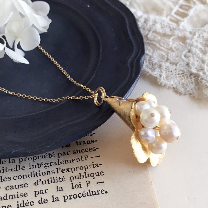 Free shipping 14kgf Vintage color lily and freshwater pearl long necklace 21gb15 - Necklaces - Gemstone Gold