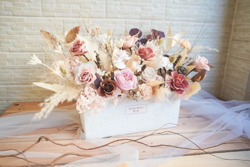 竒花】華やかで豪華なプリザーブド＆ドライフラワーアレンジメント