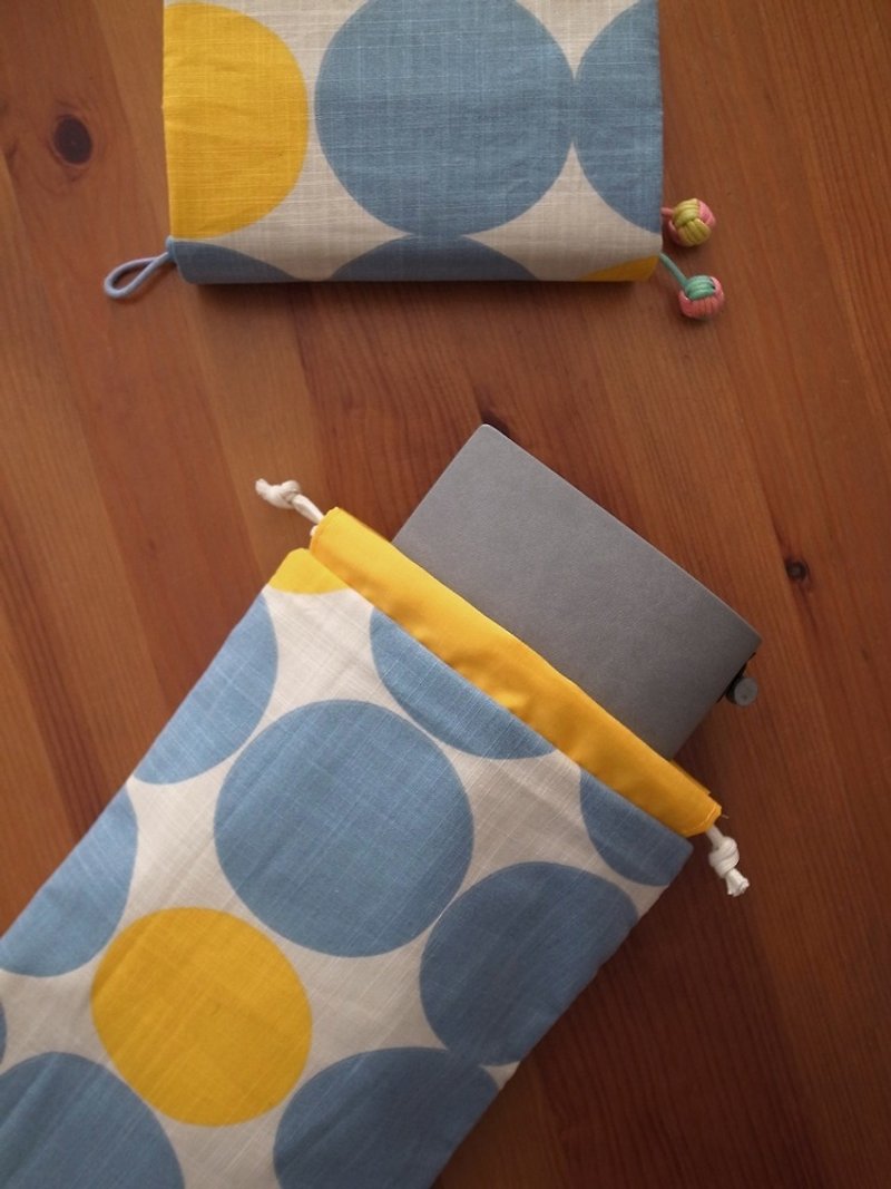 Japanese-style solid round pocket book/notepad/small object beam storage bag (tn/hobo/MD/diary) - กระเป๋าเครื่องสำอาง - ผ้าฝ้าย/ผ้าลินิน สีน้ำเงิน