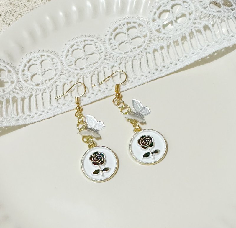 brand new versatile earrings - Earrings & Clip-ons - Other Materials White