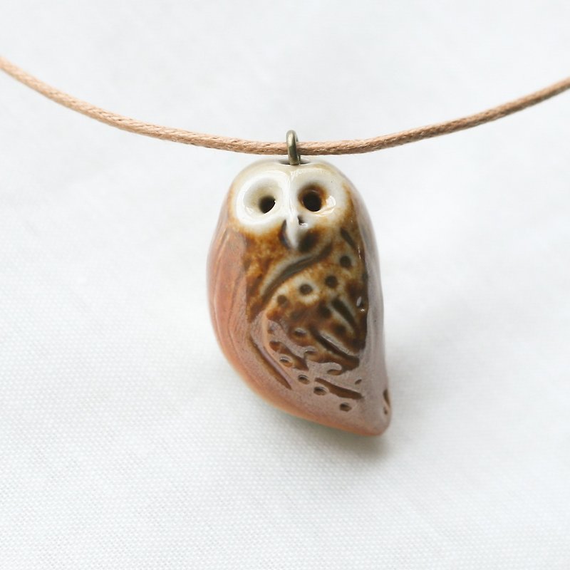 Firewood Owl Essential Oil Necklace - สร้อยคอ - ดินเผา สีนำ้ตาล