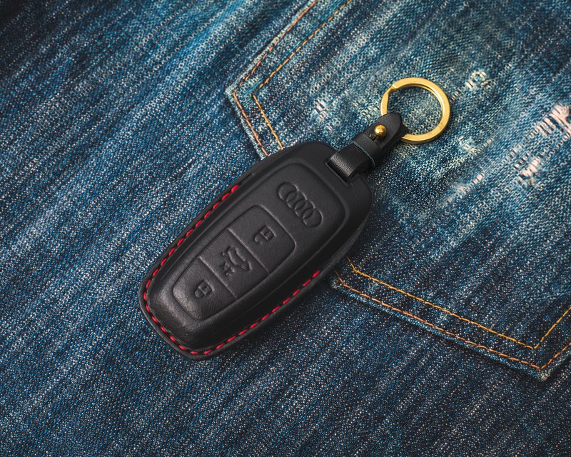 Audi AUDI A1 A3 A4 A5 A6 A7 A8 Q2 Q3 Q5 Q7 car key - Keychains - Genuine Leather Black