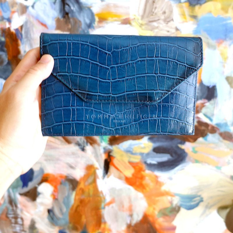 Tommy Hilfiger blue crocodile pattern PU envelope bag clutch bag luxury second-hand vintage jewelry - กระเป๋าคลัทช์ - โลหะ สีน้ำเงิน