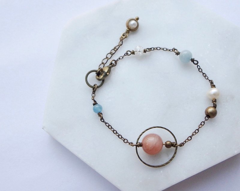 Bronze bracelets | Sun Stone| Blue Chalcedony | freshwater pearl | Aquamarine | White Crystal - สร้อยข้อมือ - ทองแดงทองเหลือง 