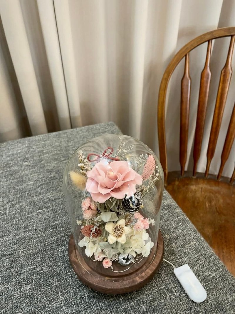ガラスドーム【朝露と夕闇のキュート版】ガラスフラワードーム 昇進祝い 誕生日 開店祝い 新築祝い クリスマス - ドライフラワー・ブーケ - 寄せ植え・花 
