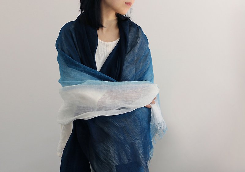 Blue dyed gradient color linen scarf, natural plant dyed shawl, vegetable dyed long bib, spring and summer sunscreen tulle scarf - Knit Scarves & Wraps - Cotton & Hemp Blue