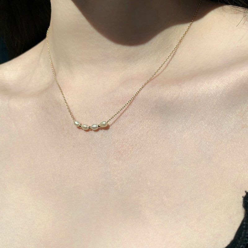 14KGF Rice Pearl Gold Bead Smile Necklace - สร้อยคอ - ไข่มุก 