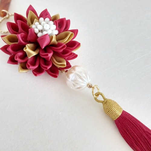 高級なダブルタッセル飾り付き クッションカーテン つまみ細工 帯飾り和小物 高級なダブルタッセル飾り付き クッションカーテン つまみ細工