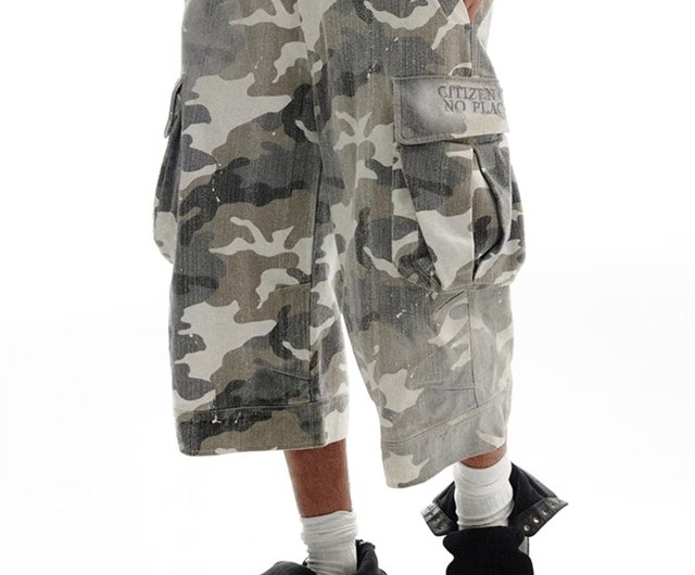 Camouflage Pants Distressed camouflage shorts - Shop CONP
