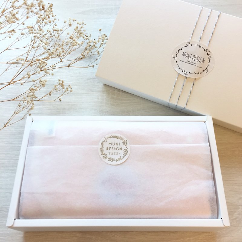 Muni Design Mu Yu Design Miyue Small Gift Box - 3 Bibs - Other - Cotton & Hemp 