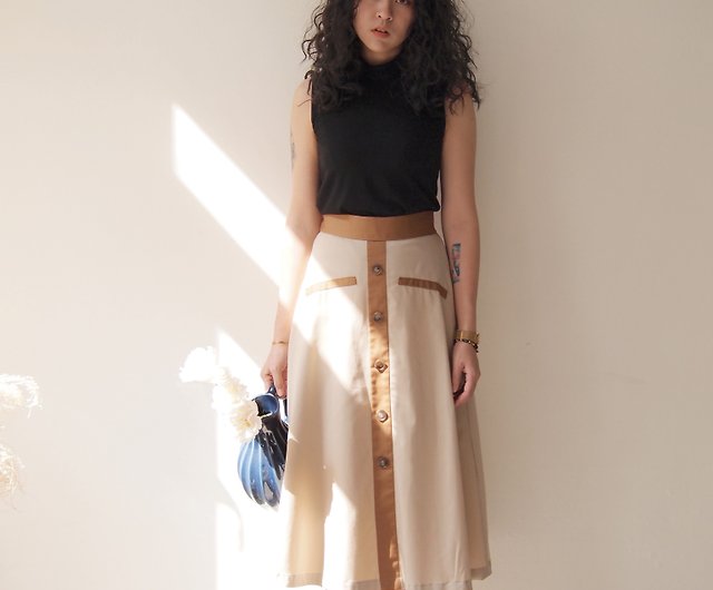 Comfortable and versatile A-line long skirt // Khaki - Shop