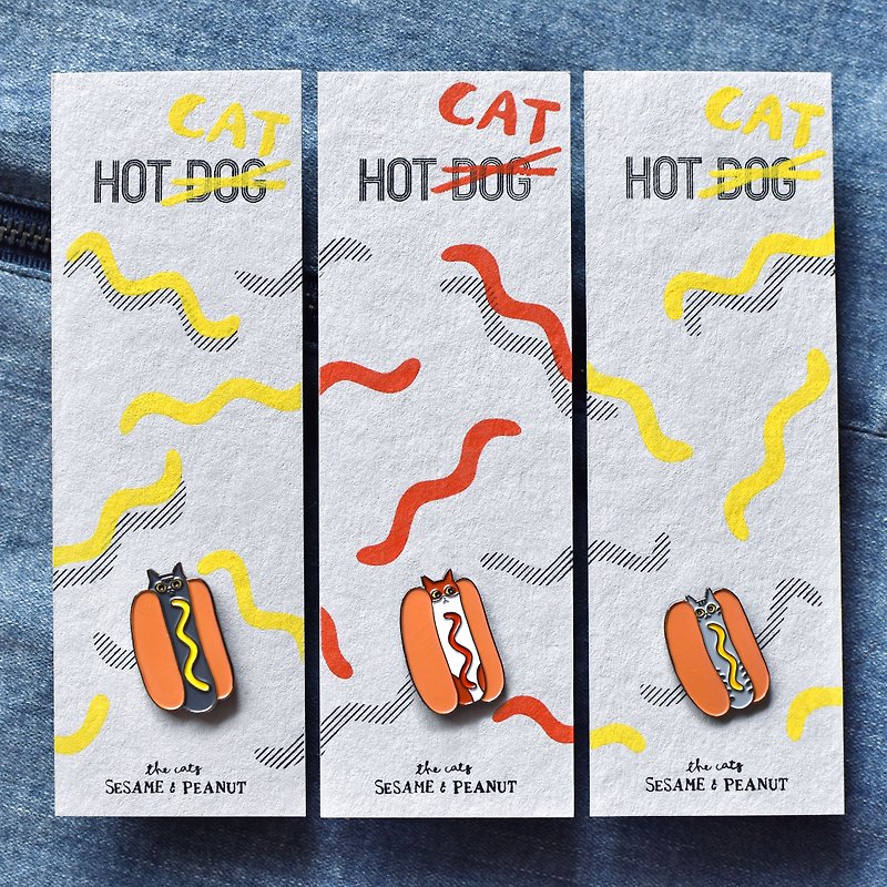 Cat hot dog HOT CAT metal brooch pin three cats take home together - เข็มกลัด - โลหะ หลากหลายสี