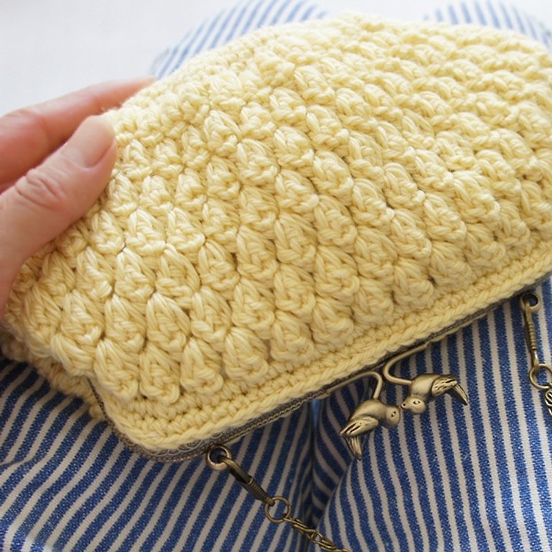 Ba-ba handmade  popcorn crochet petit-bag  No.C1016 - 手袋/手提袋 - 其他材質 黃色