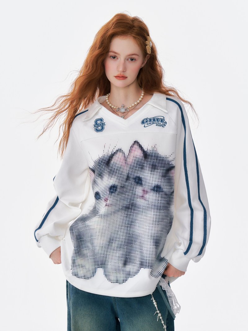 ziziFei autumn and winter new American retro design cat sports ballet style loose polo V-neck sweatshirt for women - เสื้อผู้หญิง - วัสดุอื่นๆ 