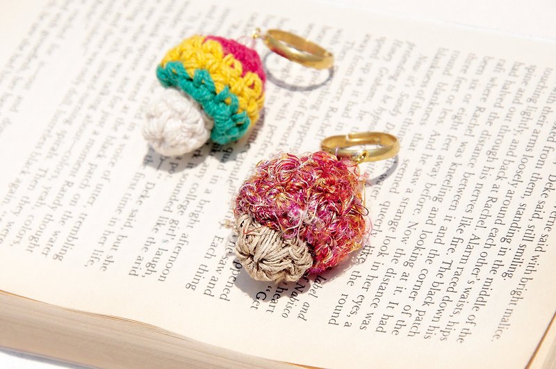 Valentine's Day gift Christmas gift exchange gifts hand-woven cotton Linen rainbow-colored rings - Rainbow hand twisted sense of saris line crocheted mushrooms - General Rings - Cotton & Hemp Multicolor