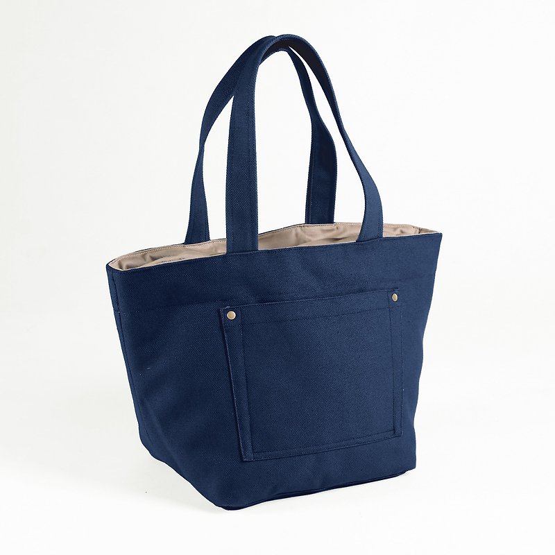 Patch Pocket - Canvas Tote Bag - Dark Blue - กระเป๋าถือ - ผ้าฝ้าย/ผ้าลินิน สีน้ำเงิน