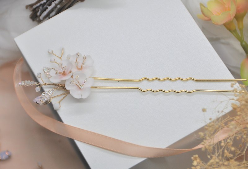 Cherry blossom hairpin/hand dyed cloth flower/headwear/cherry blossom - Hair Accessories - Crystal Pink