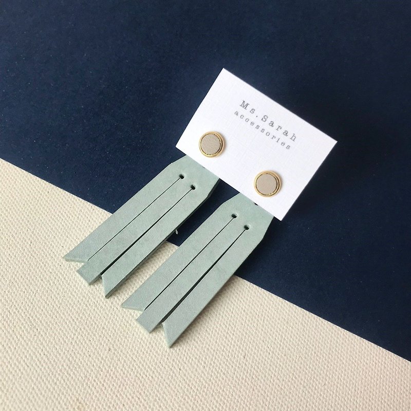 Leather earrings_round frame 7th work#6_tassel section_gray and mint green (can be changed) - ต่างหู - หนังแท้ สีเขียว