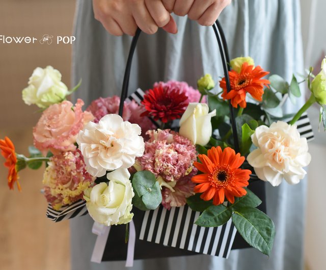 Fresh flower deals handbags