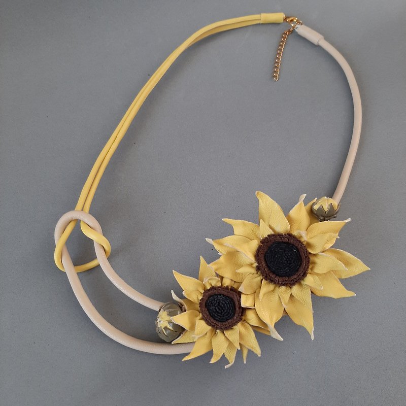 Leather necklace sunflower for her Leather women&#x27;s jewelry