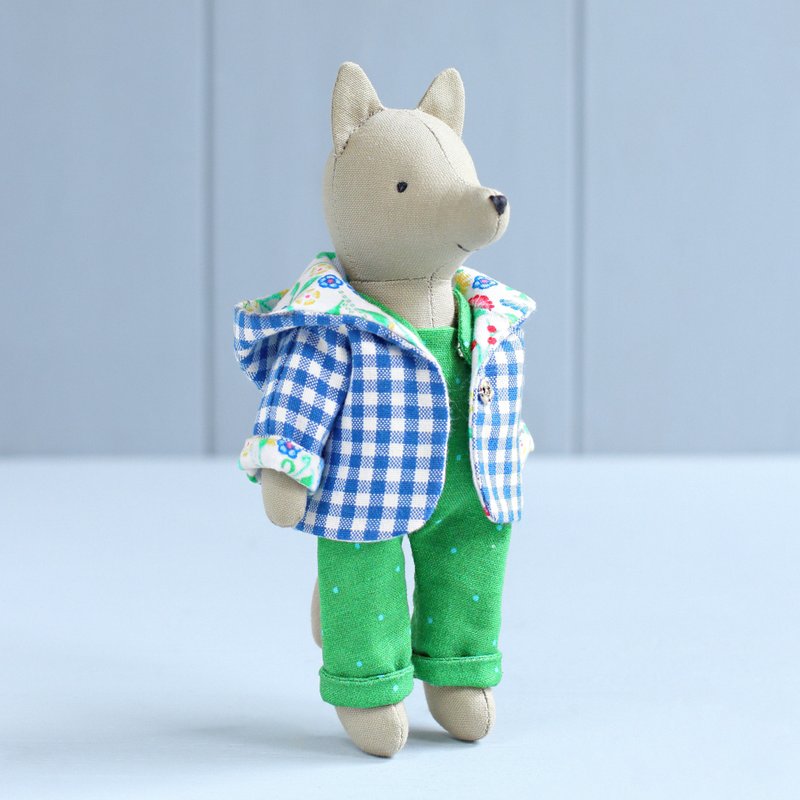PDF Mini Wolf Stuffed Animal Sewing Pattern - 手工藝教學/工具書 - 其他材質 