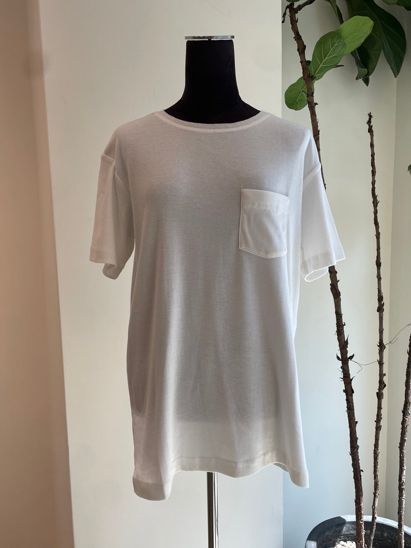 Simple T-SHIRT－Small flaws - Women's T-Shirts - Cotton & Hemp White