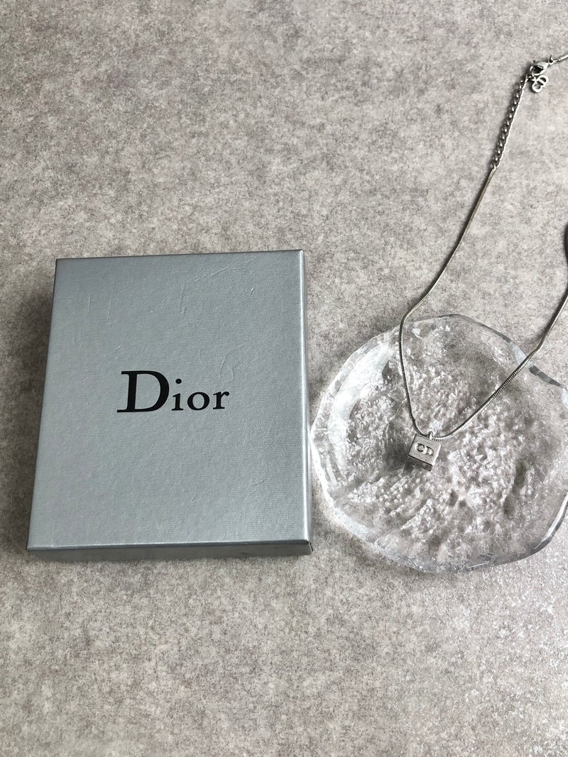 【 日本直送　名牌中古包 】Christian Dior クリスチャン ディオール ネックレス シルバー CD キューブ vintage オールド aurwmg - 項鍊 - 其他材質 銀色