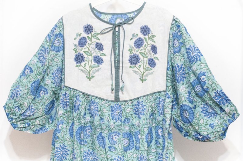 Woodblock Printed Cotton Puff Sleeve Dress Indian Cotton Organic Cotton Handmade Woodblock Printed Long Sleeve Dress - Green - ชุดเดรส - ผ้าฝ้าย/ผ้าลินิน หลากหลายสี