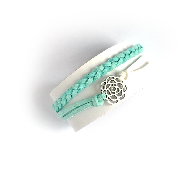 Handmade Double Braided Rose Bracelet–light blue limited  - สร้อยข้อมือ - วัสดุอื่นๆ สีน้ำเงิน