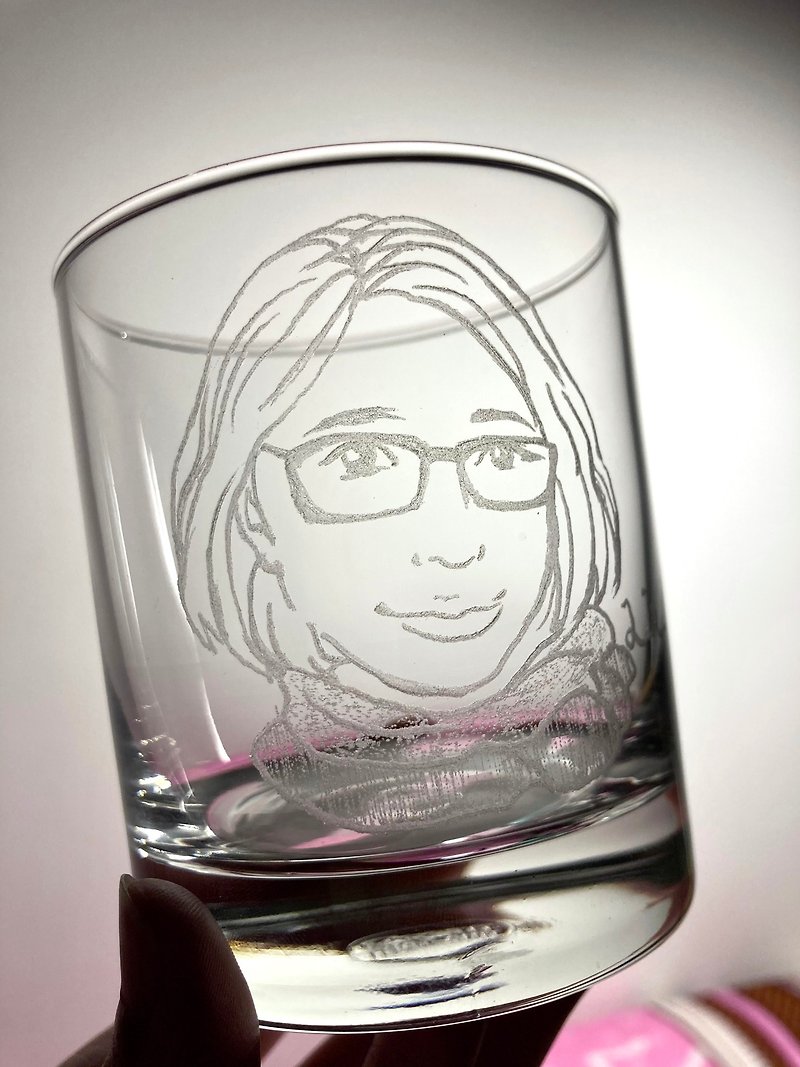 客製 玻璃雕刻  人像酒杯 威士忌杯 - 酒杯/酒器 - 玻璃 
